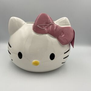 Sanrio Hello Kitty Ceramic Planter Pink Bow Hand Painted - NEW